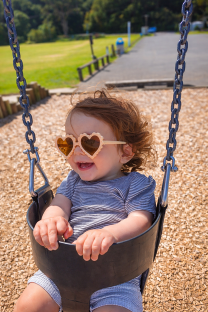 Sweetheart Sunnies